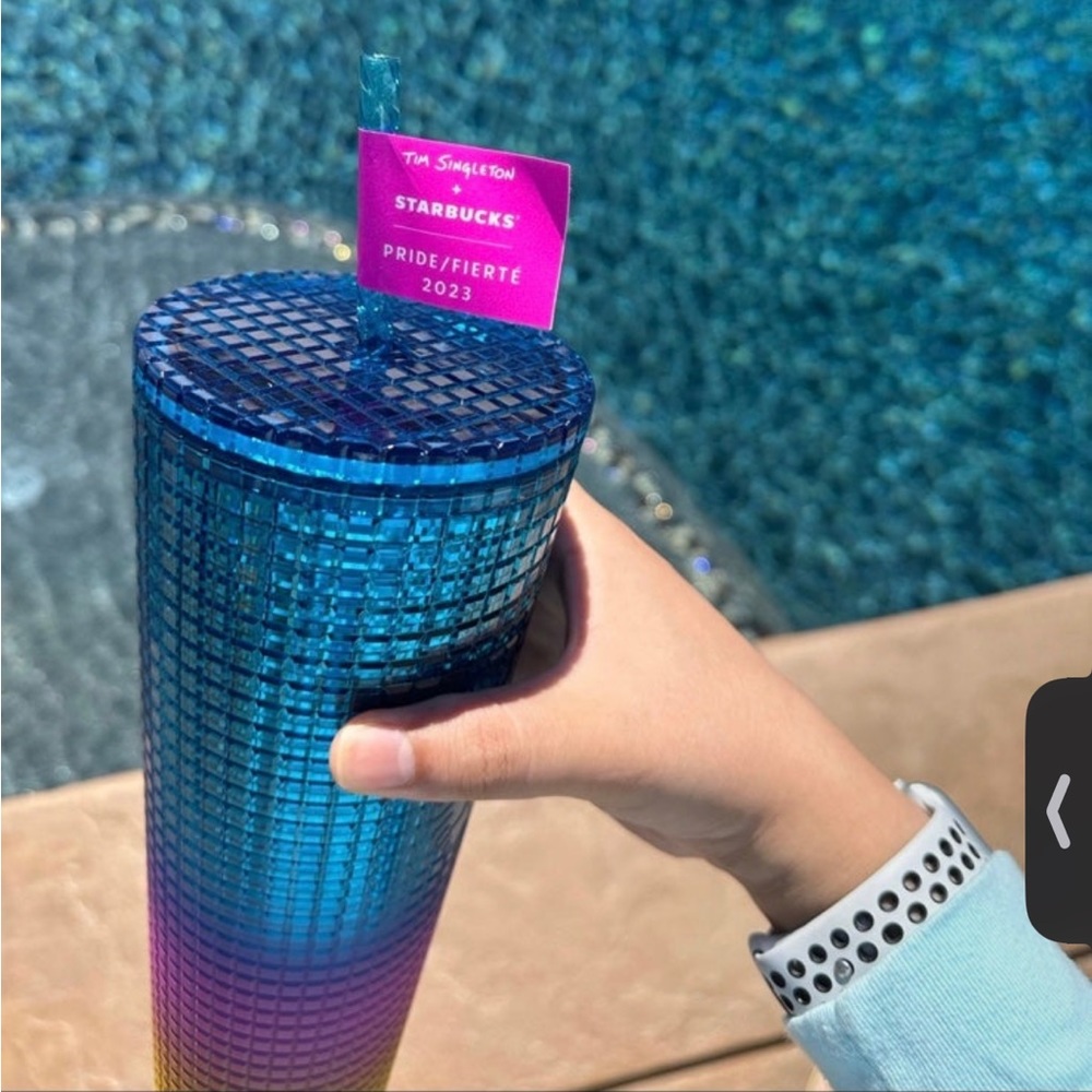 Starbucks +Tim Singleton 2023 PRIDE Rainbow 🌈 Tumbler Venti Gradient Grid Desi - Picture 6 of 6